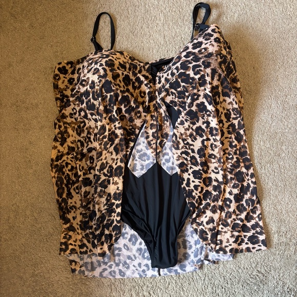 Leopard Print Swimsuit with Cheetah cover up attached size: 34/5x - Picture 2 of 11